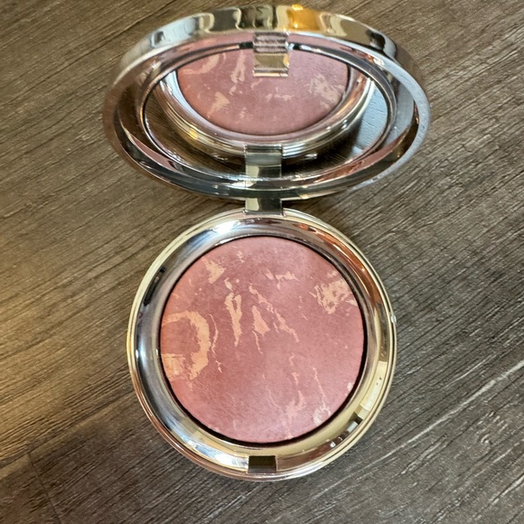 Ciate London - Marbled Light Blush - Halo - Picture 3 of 5